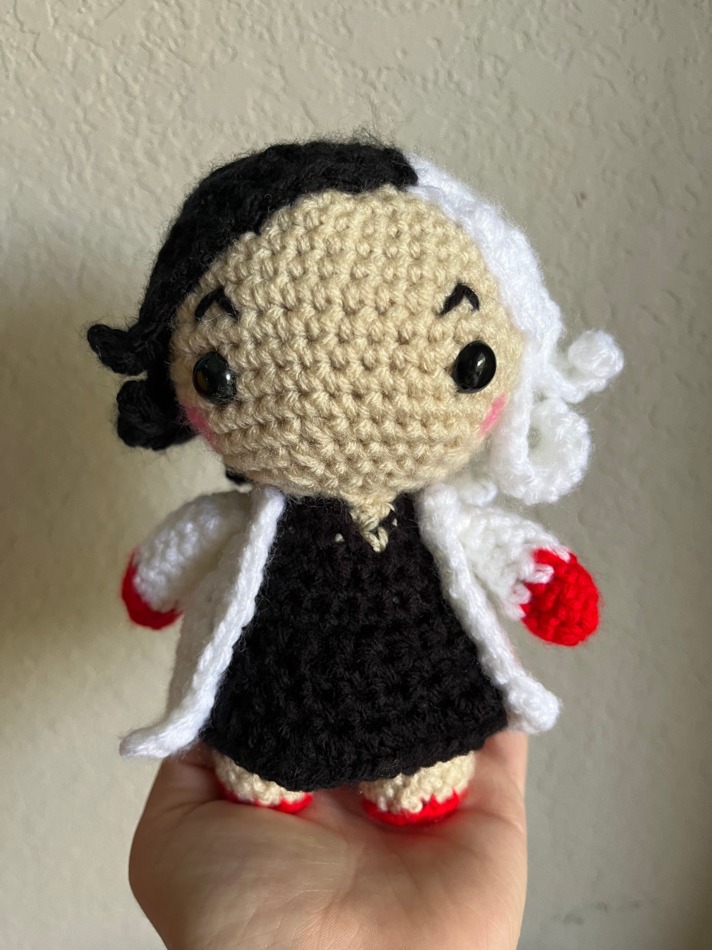 Villains Plushie - Cruella